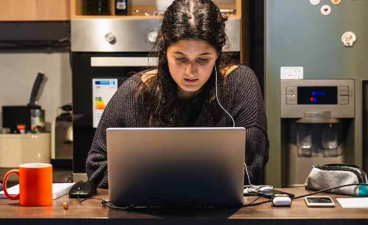 Las dinámicas del teletrabajo: entre la productividad laboral y la vida personal